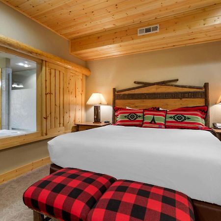 Best Western Ponderosa Lodge Sisters Exterior photo